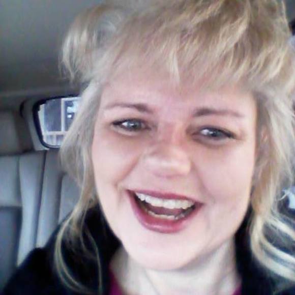 Meet your Posher, Lorrie - Picture 1 of 1